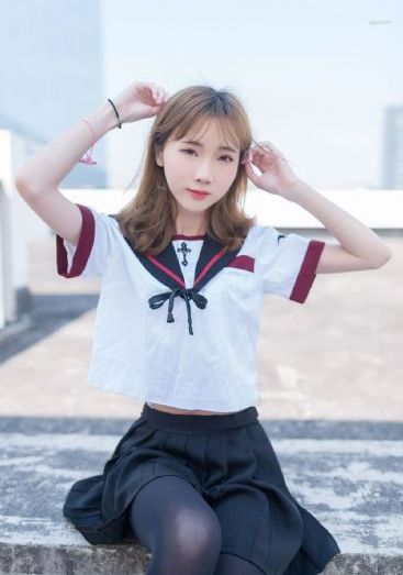 我妻子的年轻母亲中文在线_剧情片在线手机播放