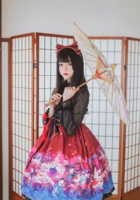 保险女王和她的商业秘密英文版_BD神马影院在线