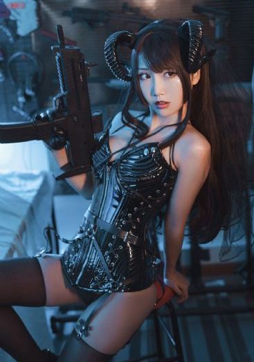 偷拍25位美女撒尿视频在线观看_高清迅雷电影在线